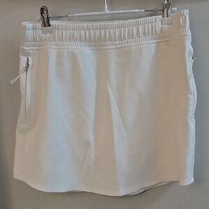 NWOT Old Navy Active White High-Rise Skirt